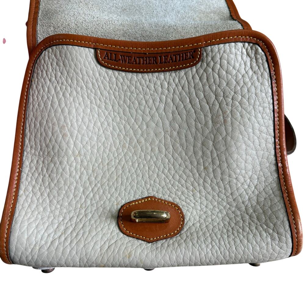 Vintage Dooney & Bourke All Weather Leather Essex Pebbled Cream Crossbody Purse - Picture 6 of 8